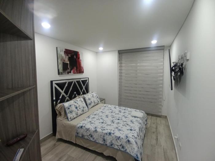 Apartaestudio amoblado, Edificio Avanzzare T2-301