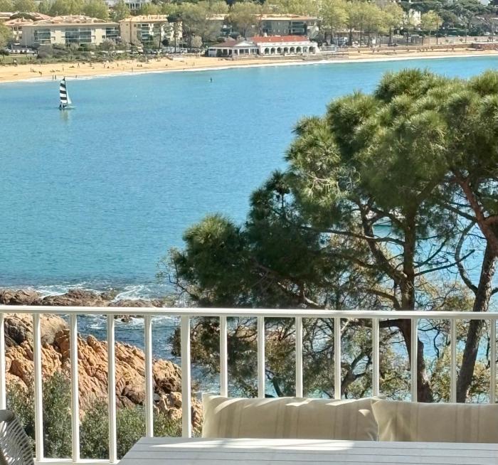 Kai Duplex Cala Maset 1a Linea Playa SAgaro parking privado