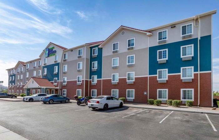 Extended Stay AmericaSuites - Phoenix - North