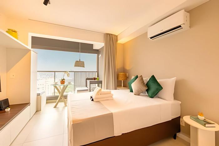 Easy Star - Belo studio no 24°andar no Alto da Boa Vista.- QP01I