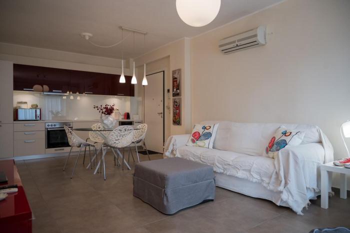 Mirellas Little Lounge by Home Sweet Home