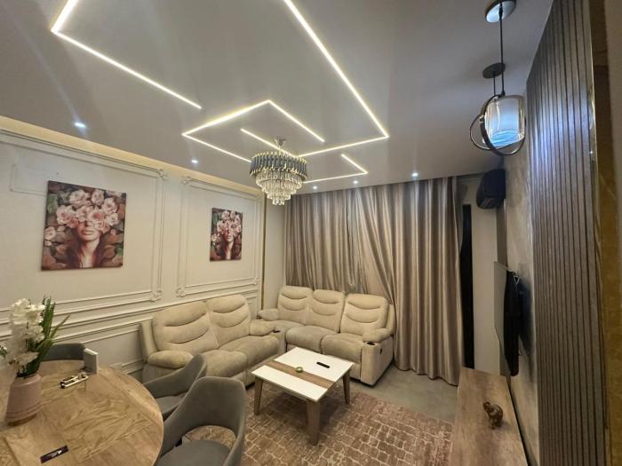 شقة مفروش فندقي في ارقى مراحل مدينتي