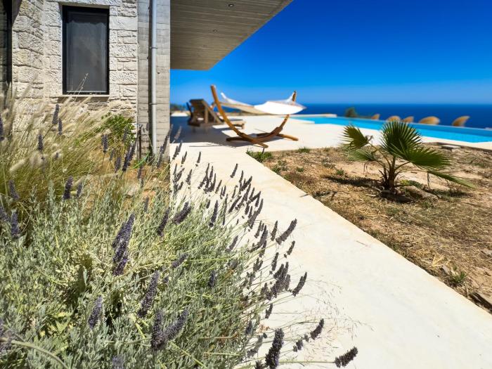 Sea view villa with private swimming pool