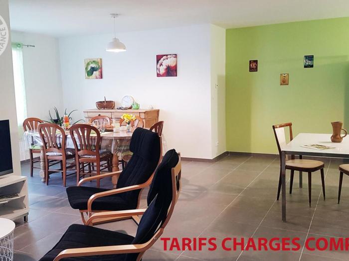 Appartement Moderne avec Balcon et Internet Fibre à Saint-Genest-Malifaux - FR-1-496-228