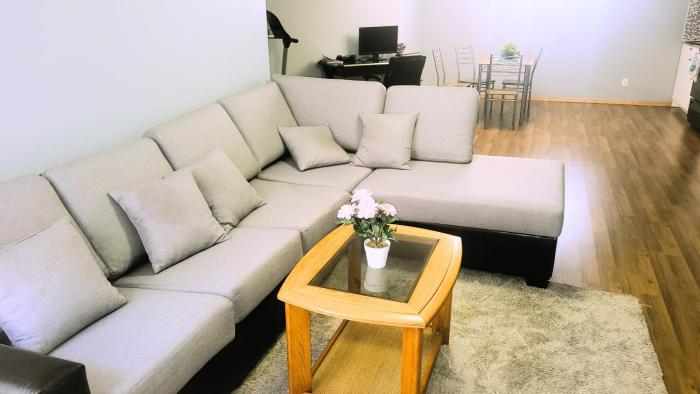 Cozy 2-Bedroom Basement Suite Retreat Calgary