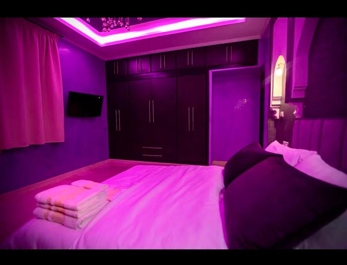 Spacious Moroccan Stay, Near Airport