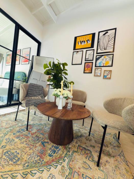 Menlyn Luxe Stay 1BR, Free Parking