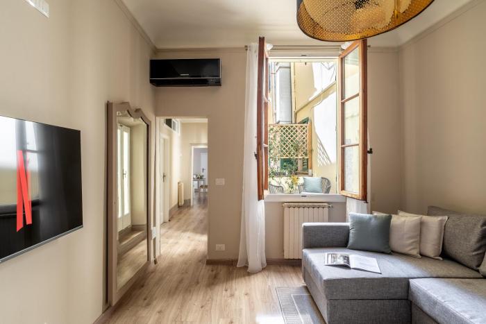 Augustus Florence Borgo Pinti 3 min Duomo