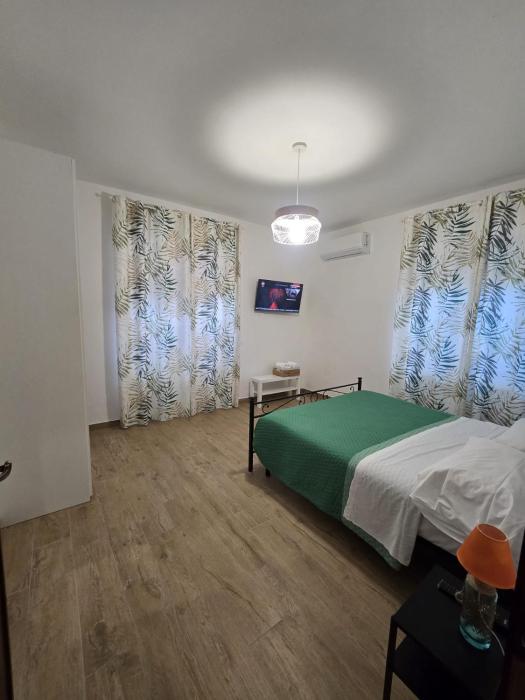 Filoverde vicino il CONI e il mare