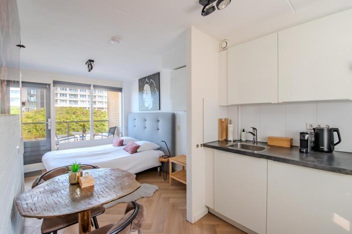 Perfect Stay Holiday, Moment at Sea