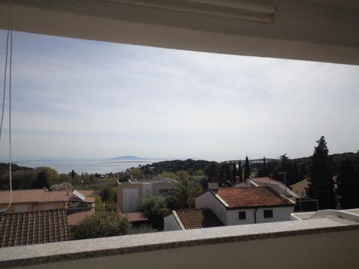 Green Sea View Apartment