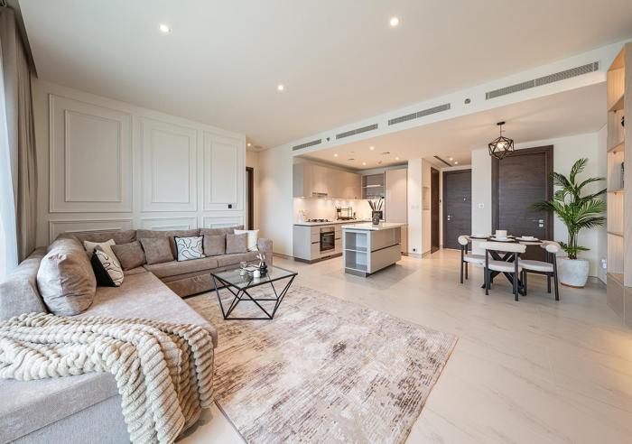 Modern Stylish 2 BR Apartment with Burj Khalifa View - Creek Vistas Grande