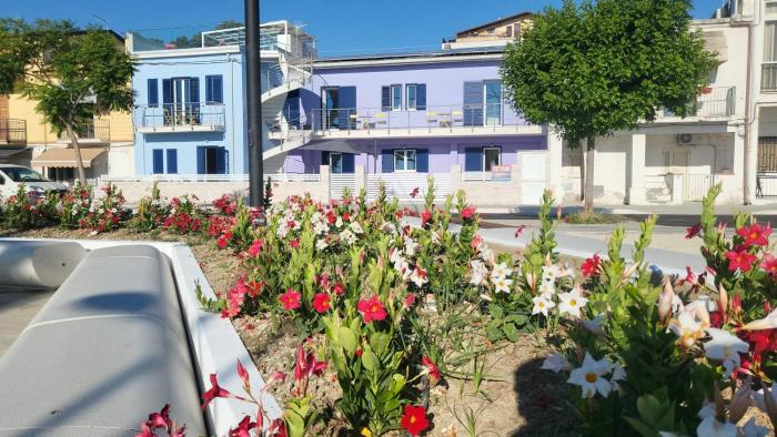 Fronte mare alba chiara - Apulia Houses & Flats
