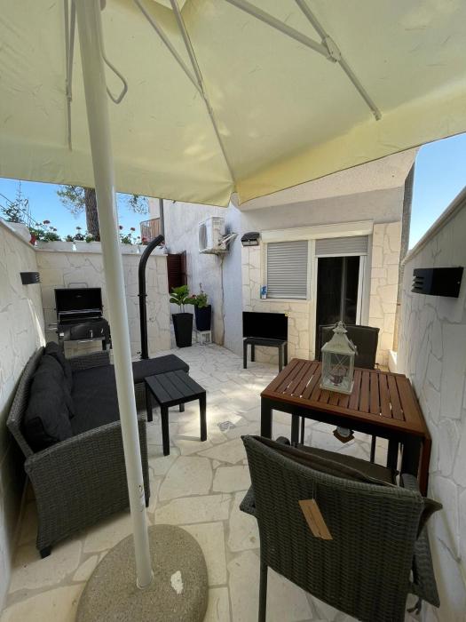 Seaesta holiday- Modern studio