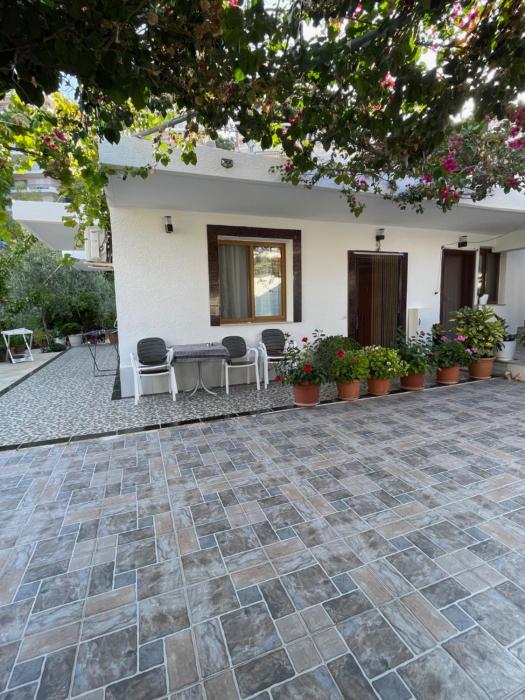 Gert Guesthouse