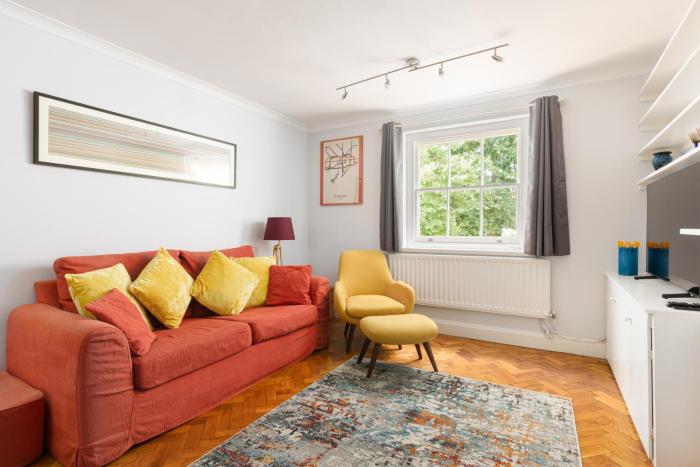 Bright 1BR Bloomsbury Flat by Kings Cross