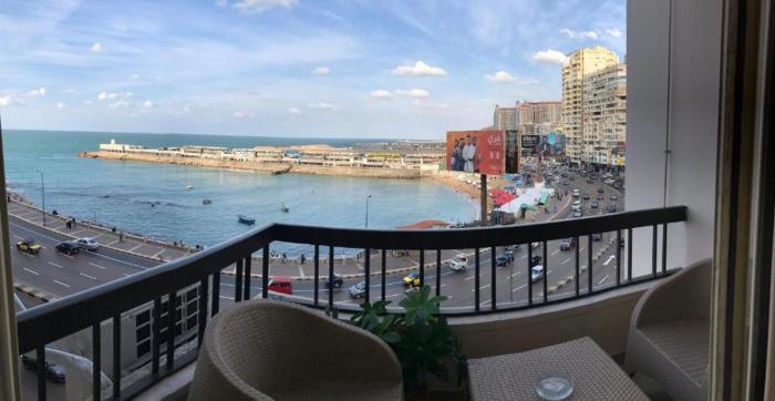 Gleem Luxury Apartments Elite