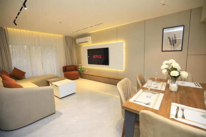 Luxury 2-Bedroom Apartment - in Mohandessin - D