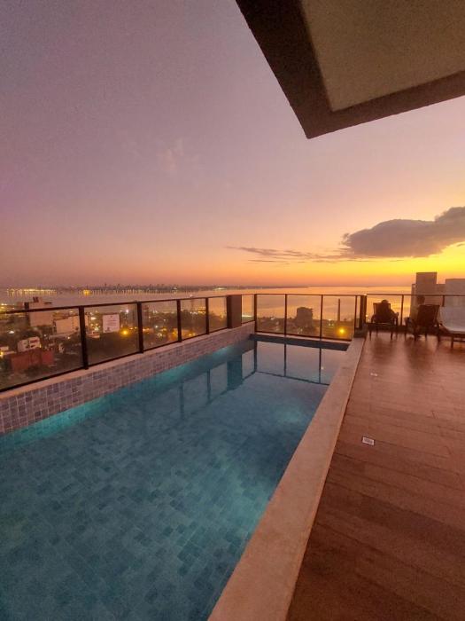 Modern apartment with pool, near Costanera beach