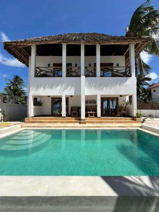 Amani Beach Villa- Bwejuu