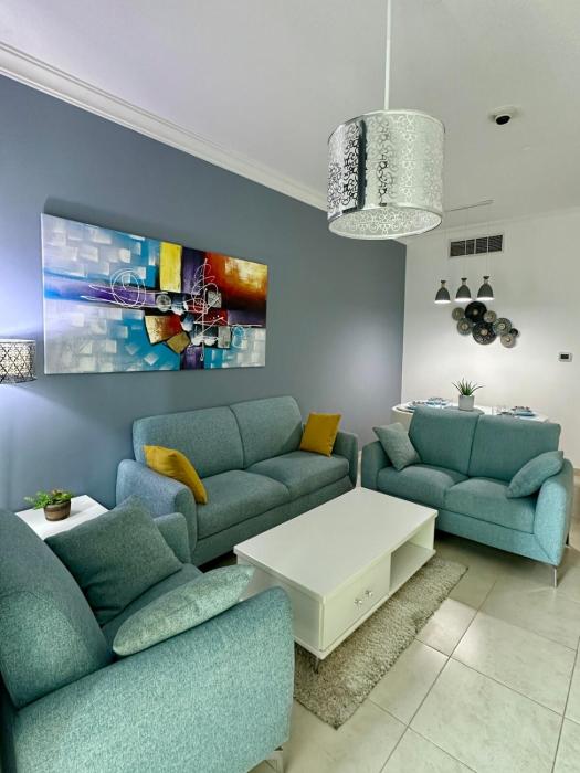 Luxury 2 BR Apartment Marina View