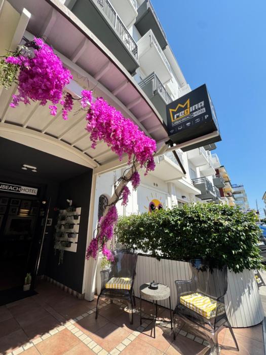 Regina Urban Beach Hotel