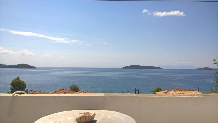 Amaranthos Skiathos View