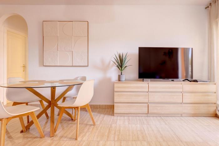 Anna del Mar Coastal Boho