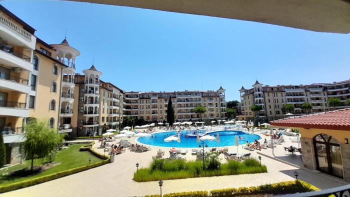2 Room Apartment Royal Sun E24 with Poolview and big Balcony