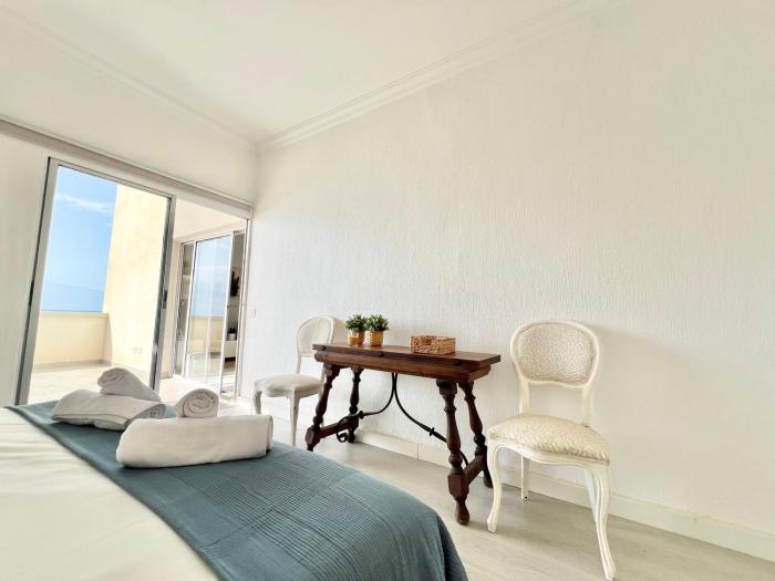 Marina View Playa Chica