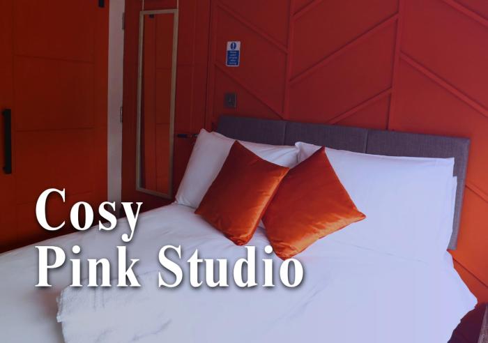 CB Stays Peterborough - Ideal Work Stay Studios with Kitchen Access