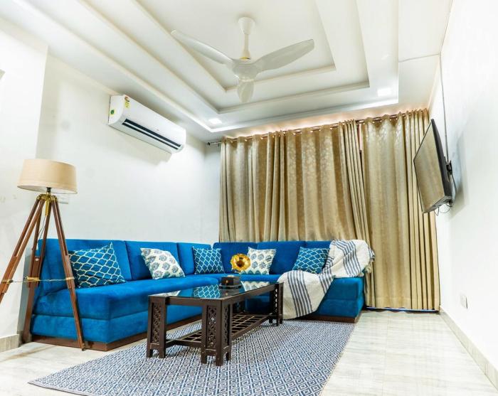 2 BR -Igloo Near Taj By Homeyhuts