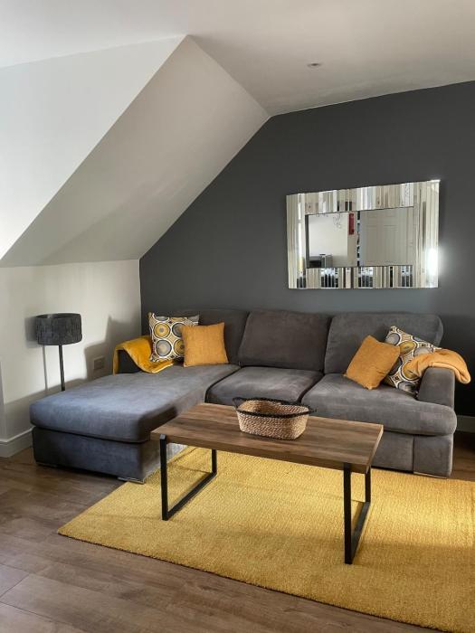 Foundry Street Apartment 3 - Dunfermline City Centre