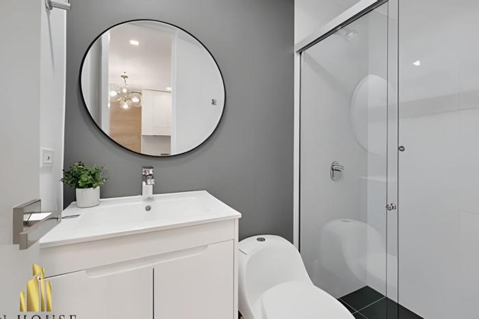 Provenza Life 1001 - Airy apt w priv balcony & gym