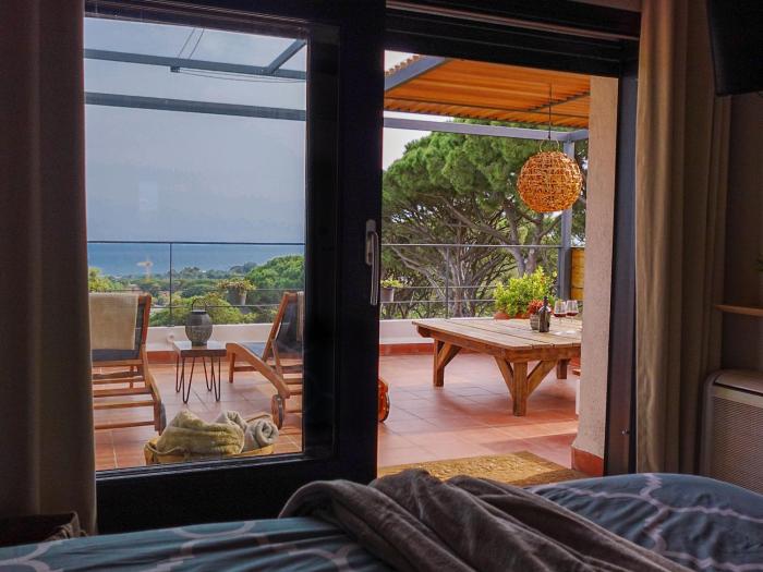 Pergola Suite - Boutique Retreat Loft Barcelona Coast Panoramic Sea View