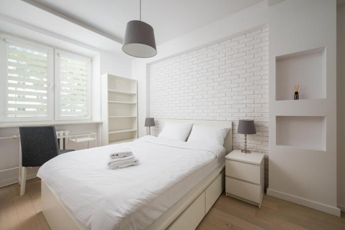 Plac Wilsona Modern Apartment by BookingHost