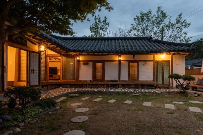 Yangpyeong Baknyeon gotack Yusunjae Hanok pension