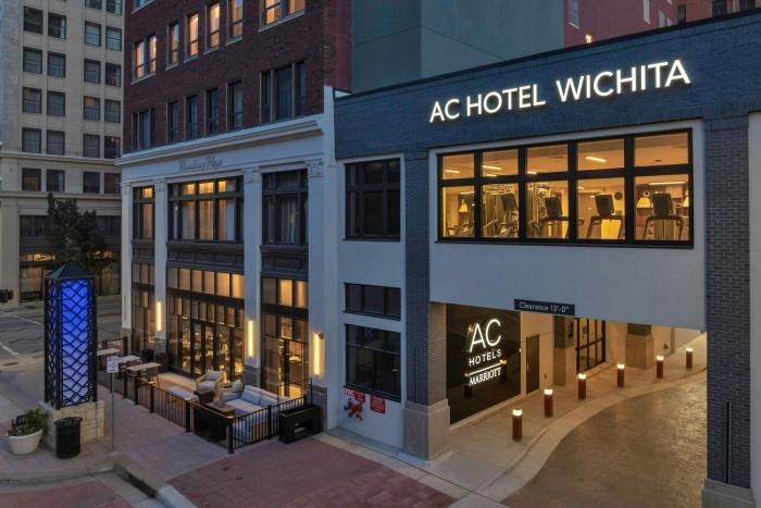 AC Hotel by Marriott Wichita Downtown