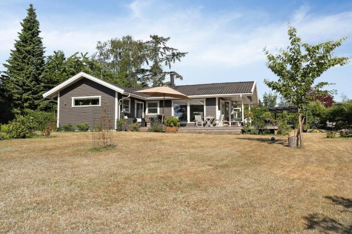 Vibrant Nature Close Stay Near Udsholt Beach