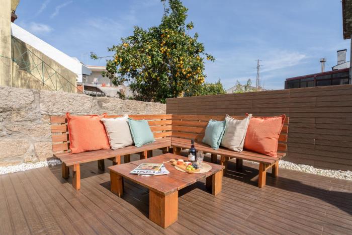 Host Wise - Charming Spacious Duplex House