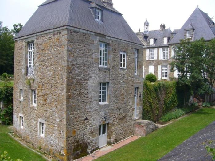 Maison du Chapelain : Charme en Suisse Normande, Animaux acceptés - FR-1-497-54