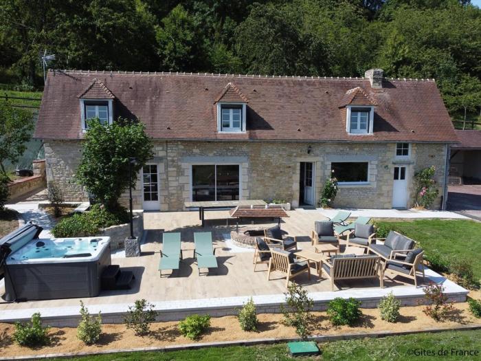 Gîte charmant avec spa et court de tennis, proche Haras du Pin - FR-1-497-221