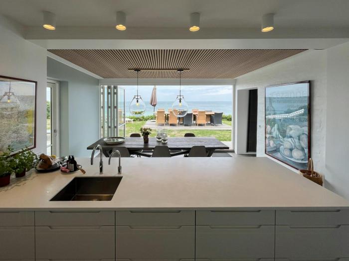 Modern Beach House With Fantastic Sea View