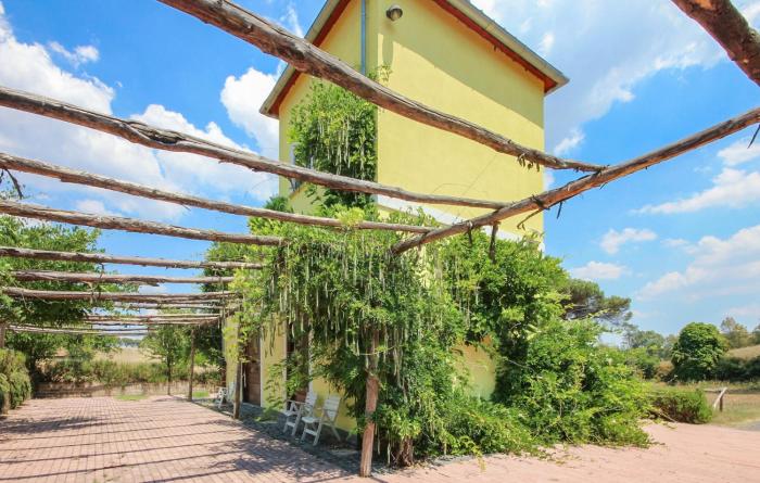 Awesome Home In Roma With Wifi