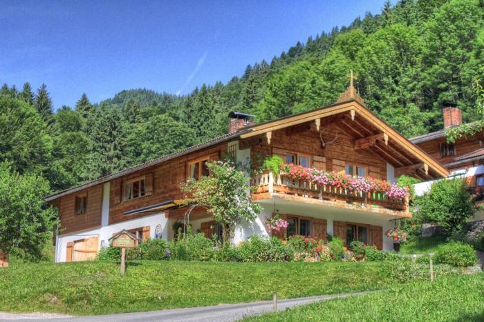 Ferienwohnungen Kimpfbeck, Kreuth-Schärfen