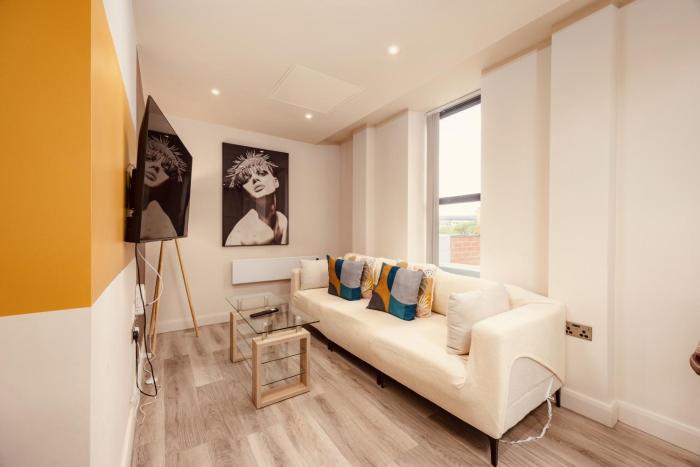 Central Leeds Penthouse 2BR Duplex&Free Parking