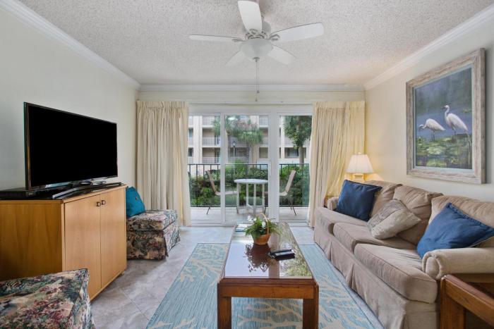 Oceanfront Resort with Pool, Tennis and Fitness Ce
