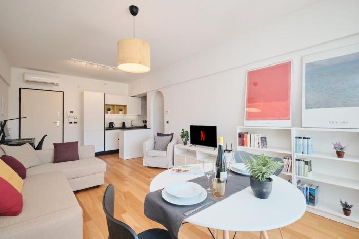 Trastevere-Colosseo, Elegant Apartment Wi-Fi & A-C