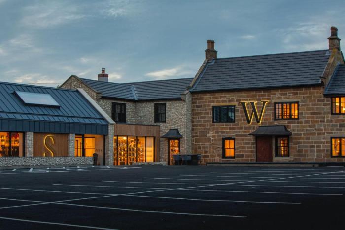 Wainstones Hotel