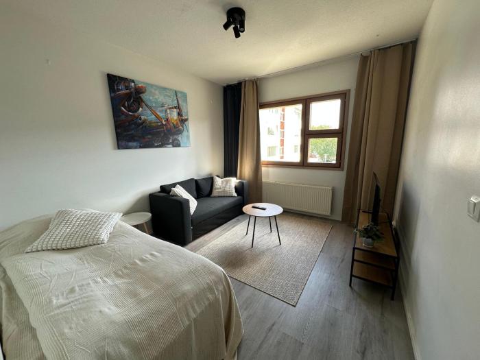 Cozy apartment near the city center with parking